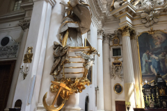 92BE42F4